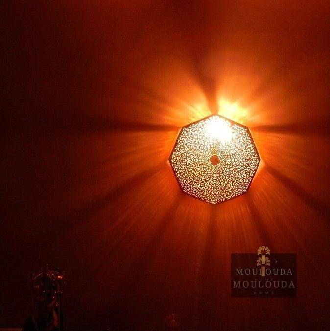 Aplique de pared - Lámpara de latón - Art Deco - Arquitectónico - Oriental - Luz de pared - Luz de arte - Lámpara de salón - mediados de siglo